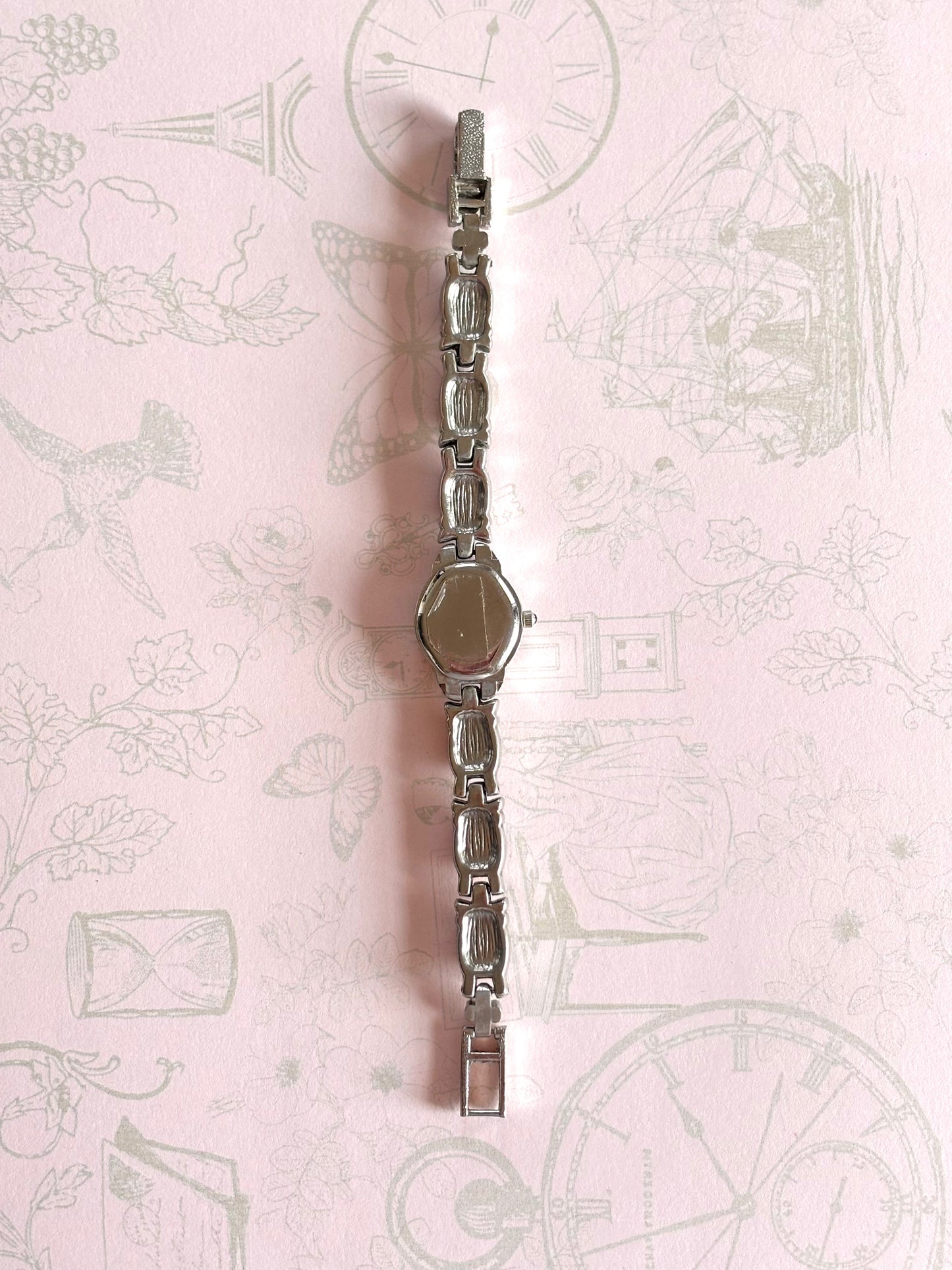 Vintage Silver Toned Cameo Watch