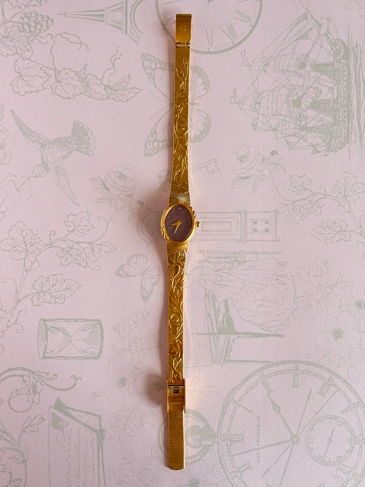 Vintage Floral Engraved Watch With Purple Dial