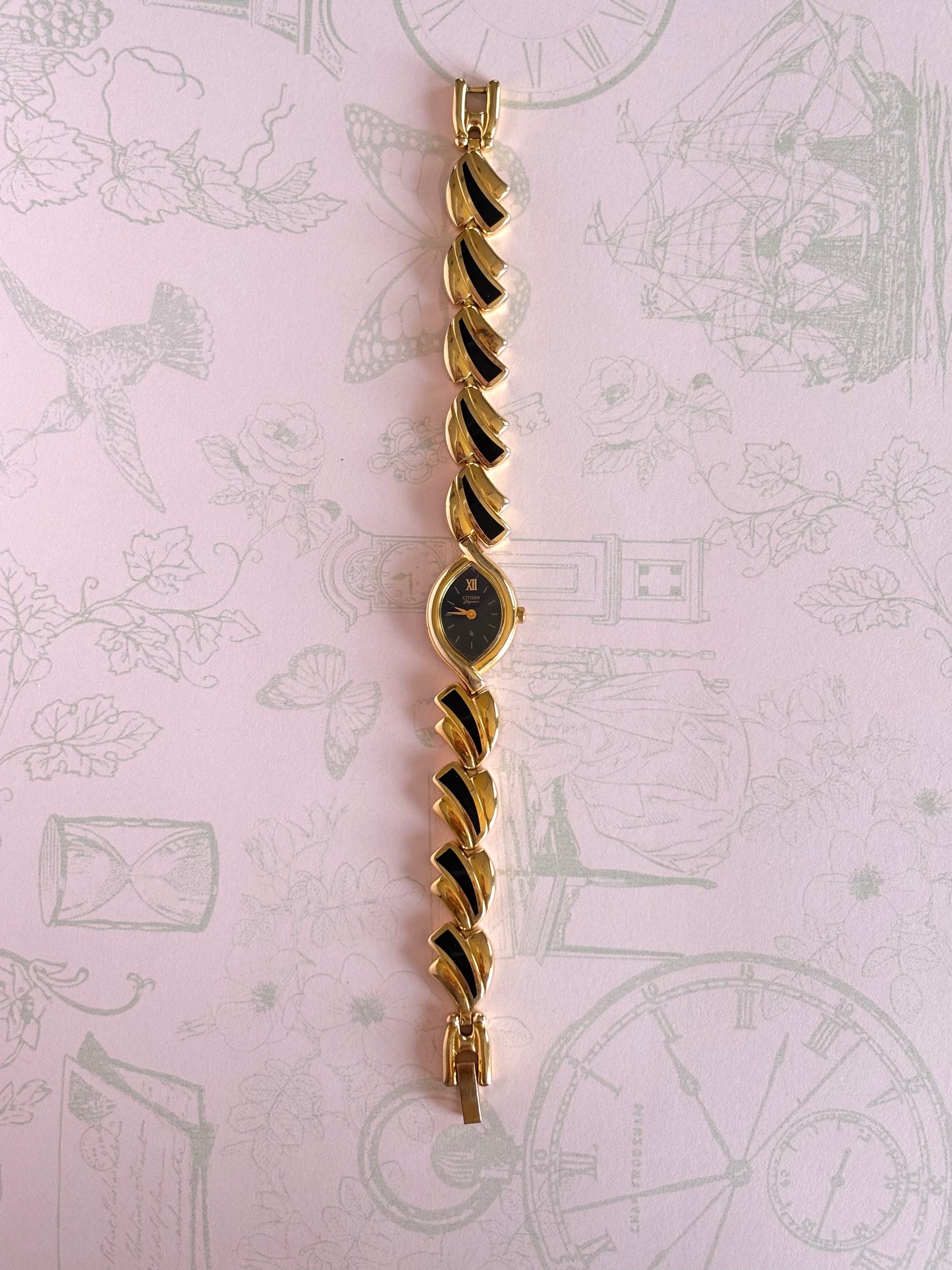 RARE Vintage Citizen Watch With Black Accents