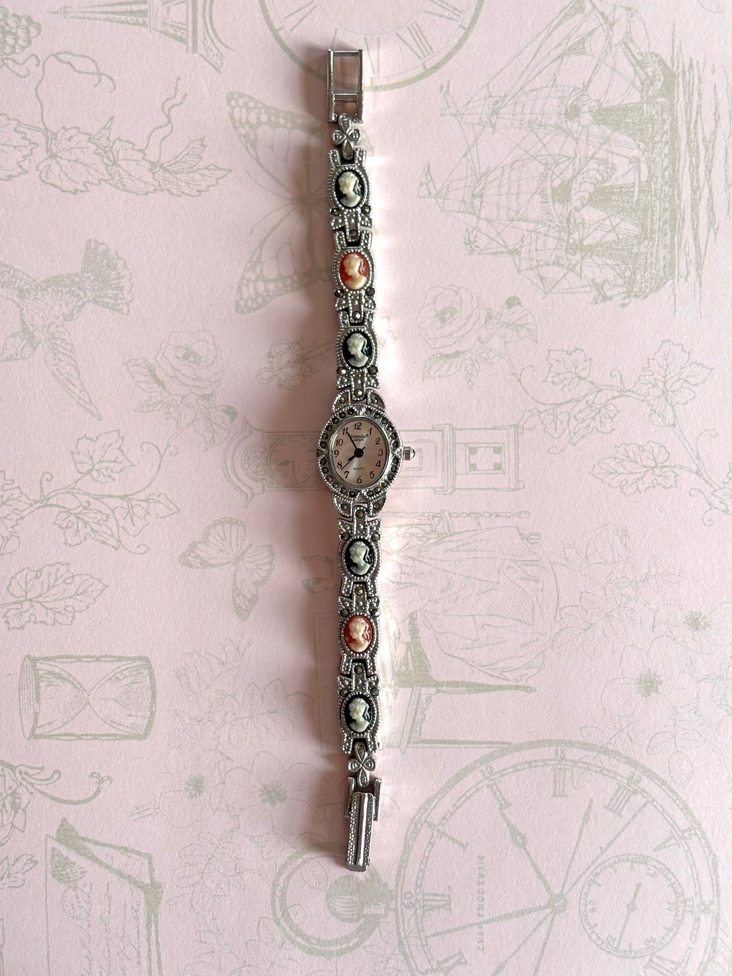 Vintage Silver Toned Cameo Watch